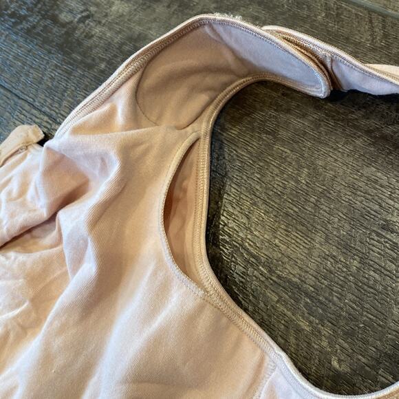 American Breast Care Women's 519 Compression Bra Beige Size 38D/E - Picture 9 of 12